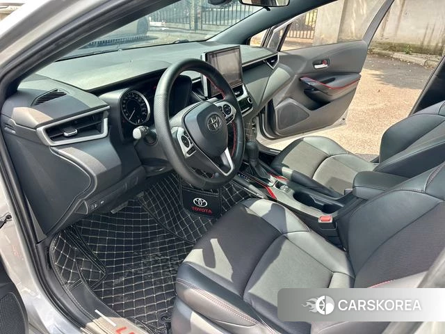 Toyota Levin 2021 Серебристо-серый из Китая