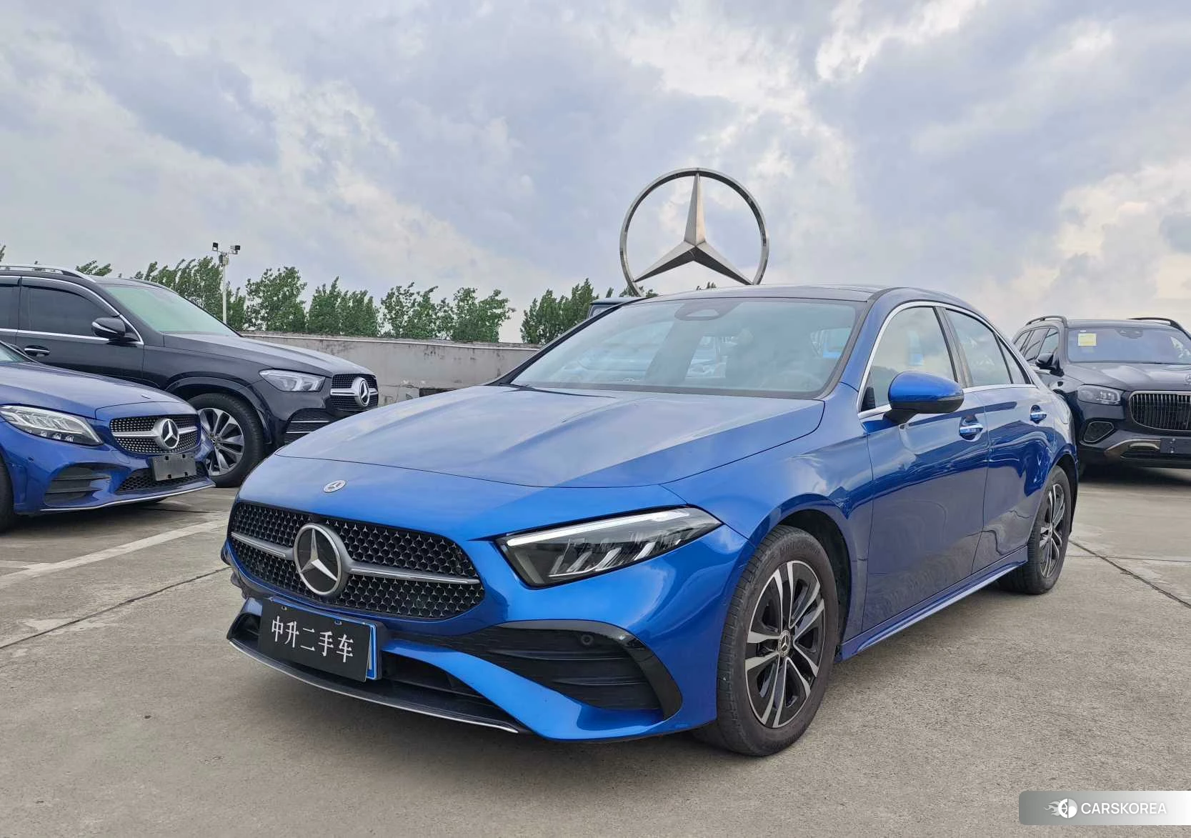 Mercedes-Benz A-Class 2022 Синий из Китая