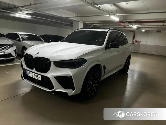 BMW X5M (G05) 2023 Белый из Кореи