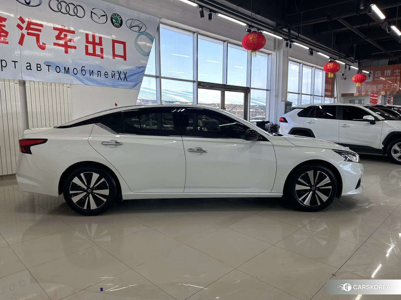 Nissan Altima 2020 Белый из Китая