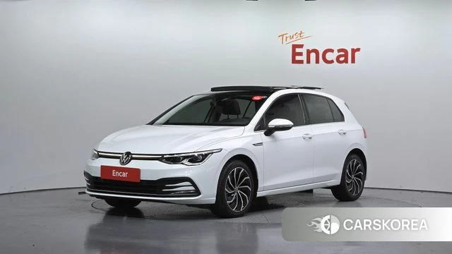 Volkswagen Golf 8th Generation 2022 Белый из Кореи