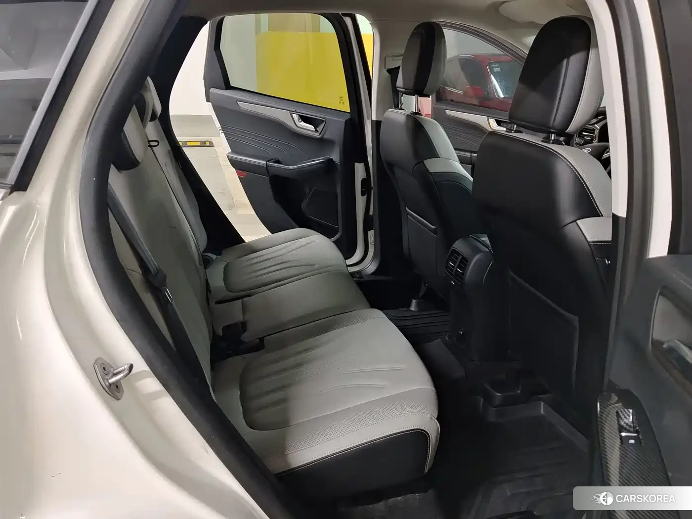 Ford Escape 2022 Белый из Китая
