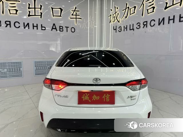 Toyota Levin 2024 Белый из Китая