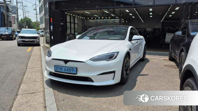 Tesla Model S 2026 Белый из Кореи