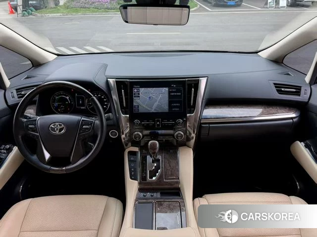 Toyota Alphard 2021 Черный из Китая