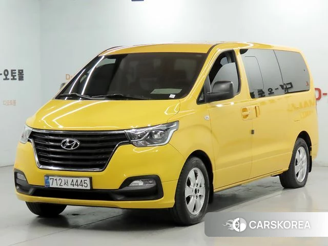 Hyundai The New Grand Starex 2020 Желтый из Кореи