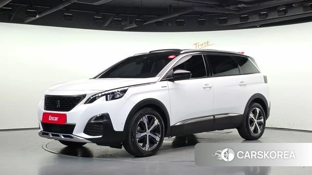 Peugeot 5008 second generation 2018 Белый из Кореи