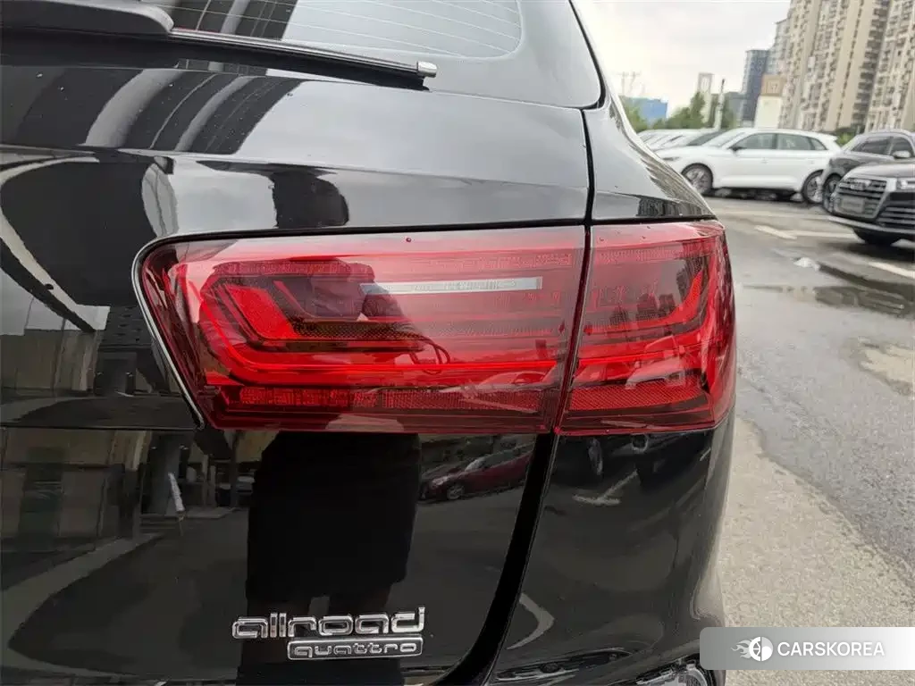 Audi A6 2018 Черный из Китая
