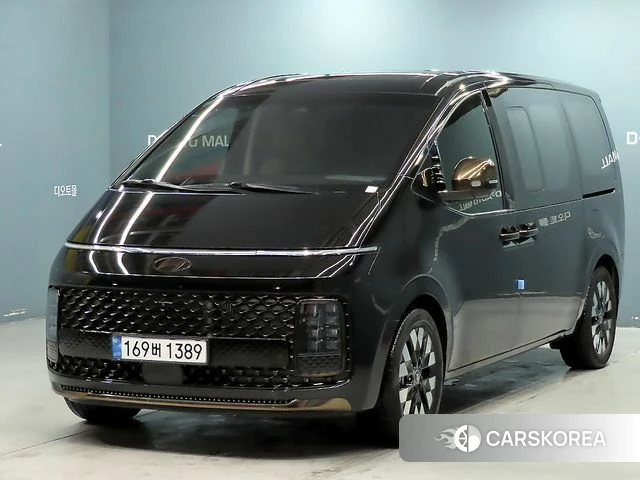 Hyundai Staria 2024 Черный из Кореи