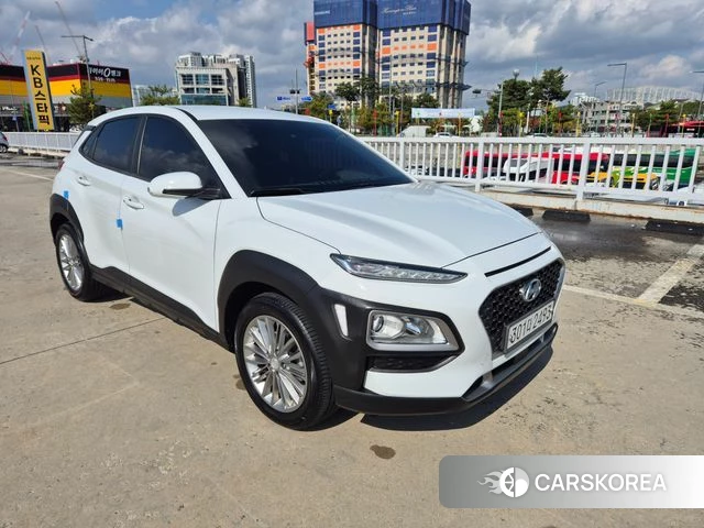 Hyundai Kona 2019 Белый двухцветный из Кореи