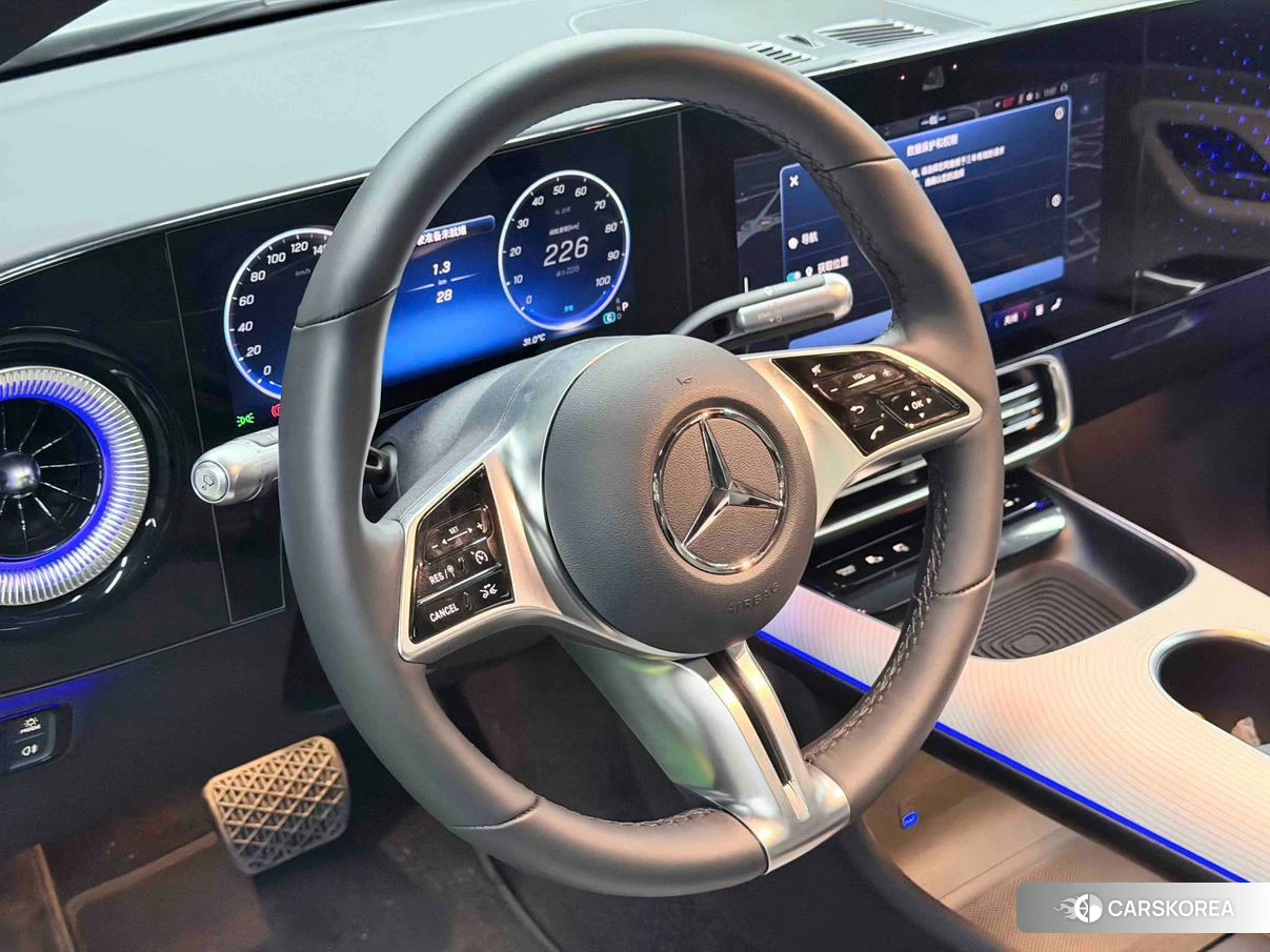 Mercedes-Benz CLA 2025 Серебристо-серый из Китая