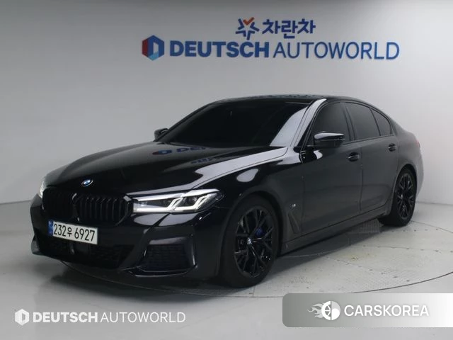 BMW 5 Series (G30) 2021 Черный из Кореи