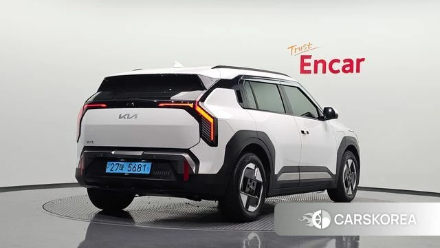 Kia EV3 2024 Белый из Кореи