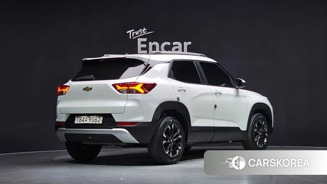 Chevrolet (GM Daewoo) Trailblazer 2021 Белый из Кореи
