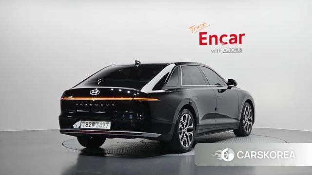 Hyundai Grandeur (GN7) 2023 Черный из Кореи