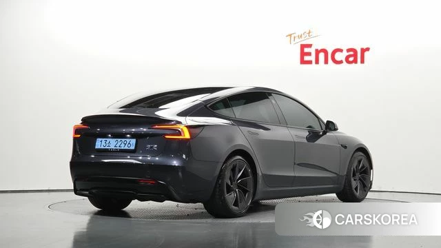 Tesla Model 3 2026 Серый из Кореи