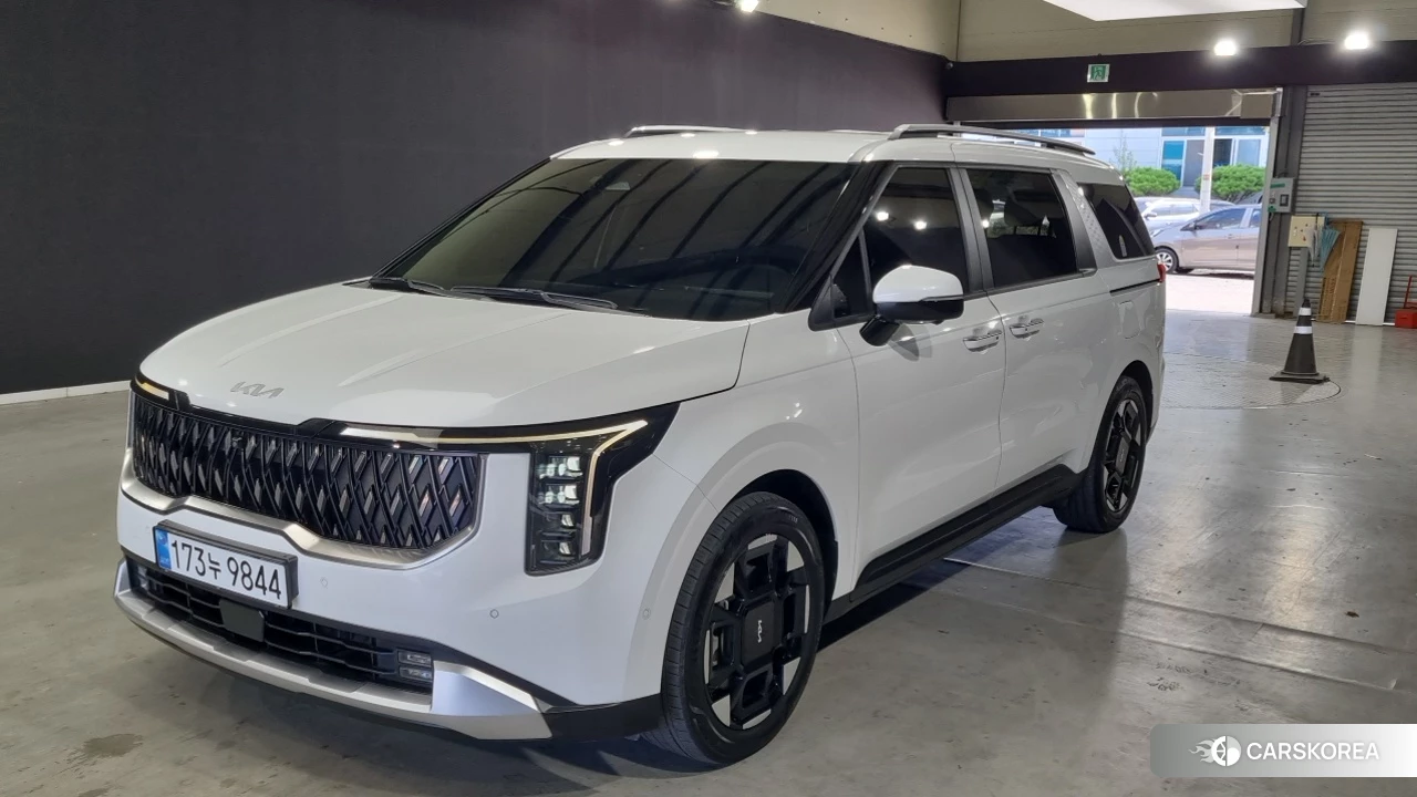 Kia The New Carnival 4th Generation 2024 Белый из Кореи