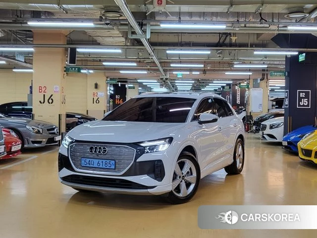 Audi Q4 e-Tron (F4) 2022 Белый из Кореи