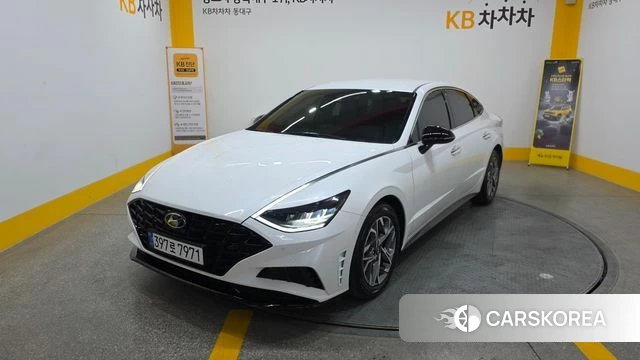 Hyundai Sonata (DN8) 2021 Белый из Кореи