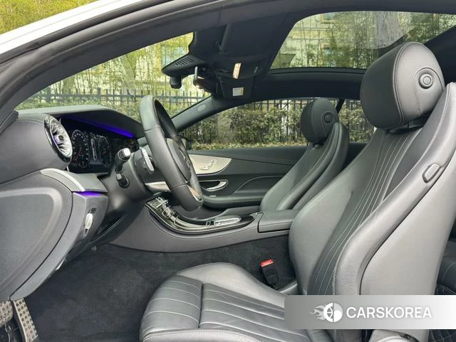 Mercedes-Benz E-Class 2021 Белый из Китая