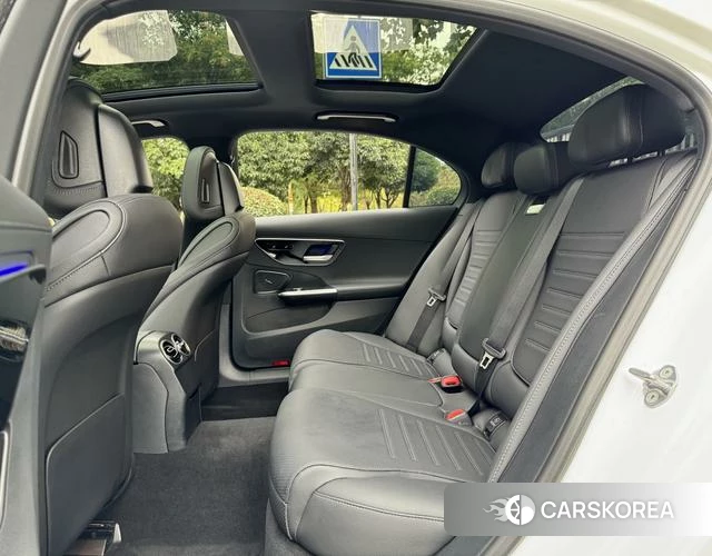 Mercedes-Benz C-class 2023 Белый из Китая