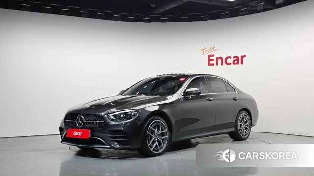 Mercedes-Benz E-Class W213 2022 Серый из Кореи