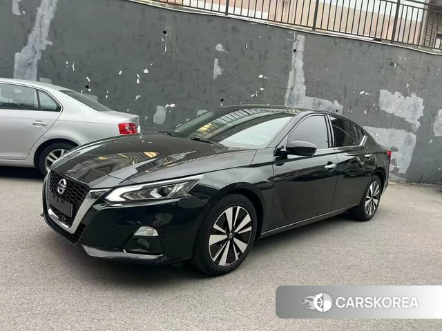Nissan Altima 2021 Черный из Китая
