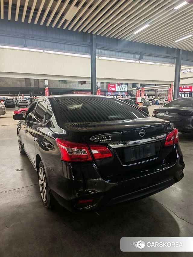 Nissan Sylphy 2021 Черный из Китая