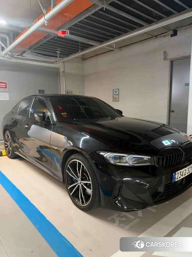 BMW 3 Series (G20) 2023 Черный из Кореи