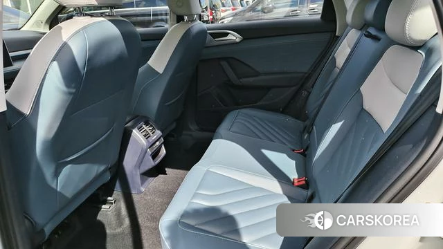 Volkswagen Tharu 2024 Белый из Китая