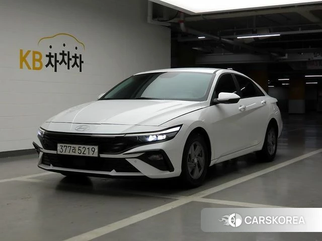 Hyundai The New Avante (CN7) 2023 Белый из Кореи