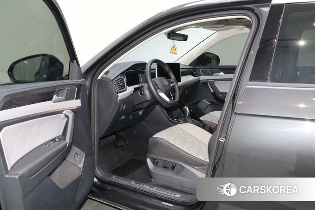 Volkswagen Tayron 2024 Темно-серый из Китая