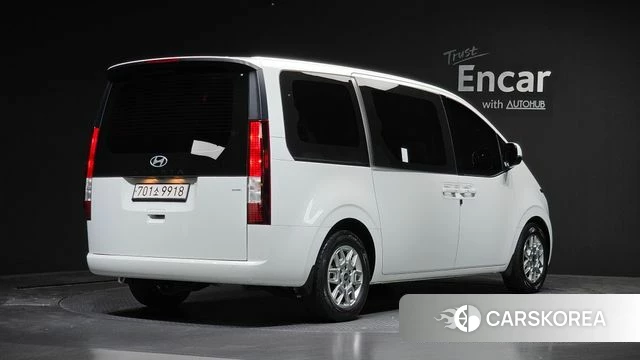 Hyundai Staria 2024 Белый из Кореи