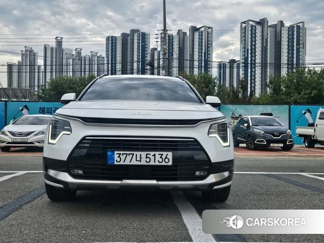Kia Di Ol Nu Niro 2025 Белый из Кореи