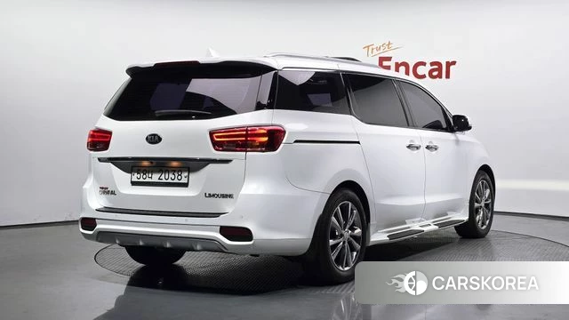Kia The New Carnival 2018 Белый из Кореи, фото 2