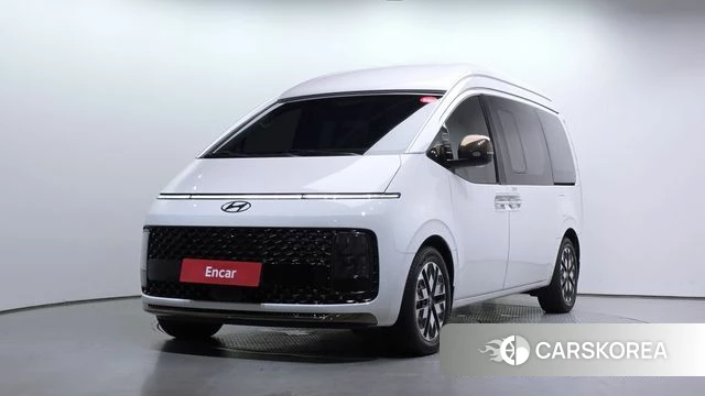 Hyundai Staria 2025 Белый из Кореи