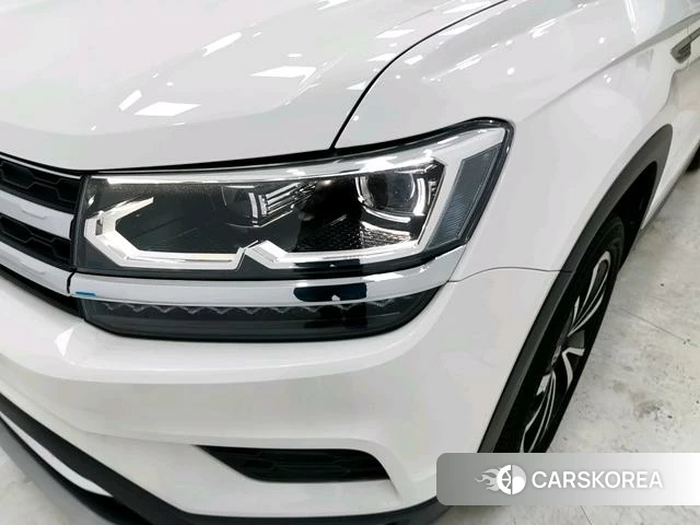 Volkswagen Tharu 2021 Белый из Китая