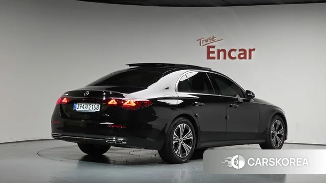 Mercedes-Benz E-Class W214 2025 Черный из Кореи