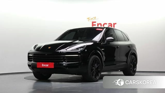 Porsche Cayenne (PO536) 2020 Черный из Кореи