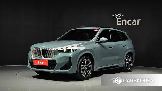 BMW iX1 (U11) 2024 Синий нефрит из Кореи