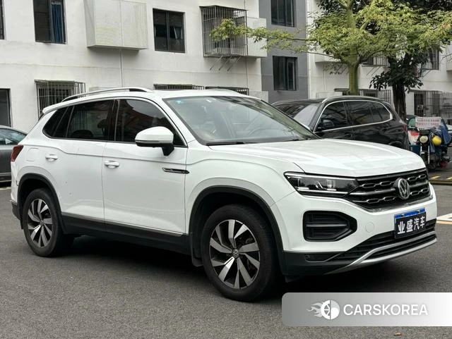 Volkswagen Tayron 2020 Белый из Китая