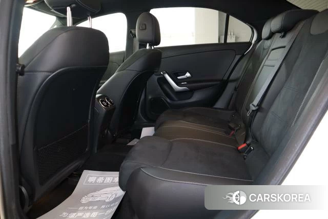 Mercedes-Benz A-Class 2021 Белый из Китая