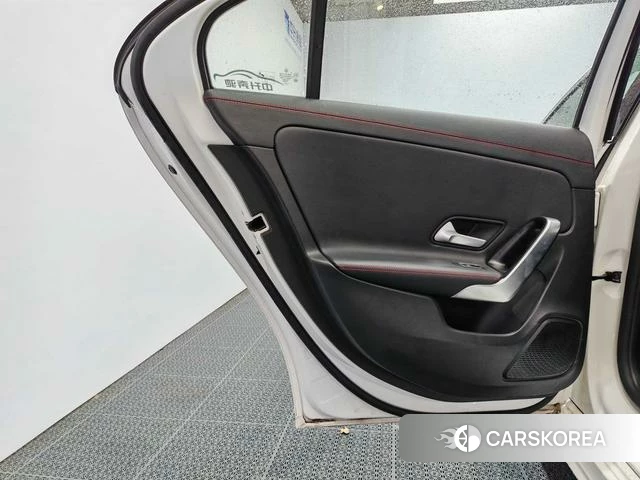 Mercedes-Benz A-Class 2024 Белый из Китая