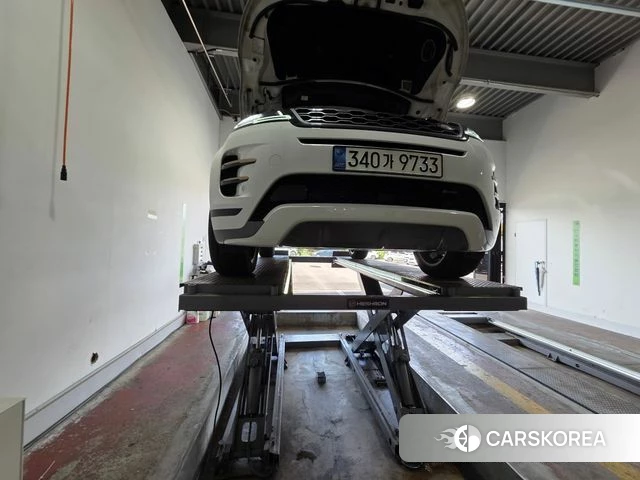 Land Rover Range Rover Evoque 2nd Generation 2022 Белый из Кореи