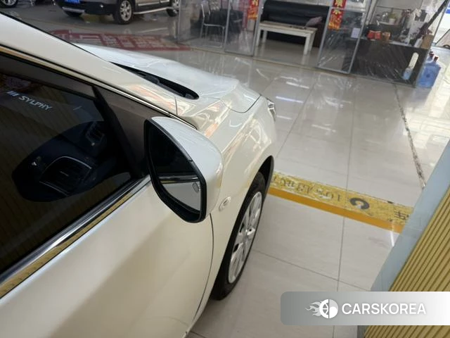 Nissan Sylphy 2021 Белый из Китая