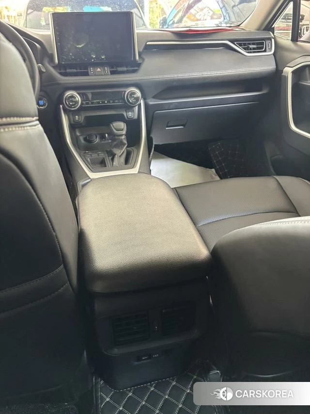 Toyota RAV4 2021 Черный из Китая