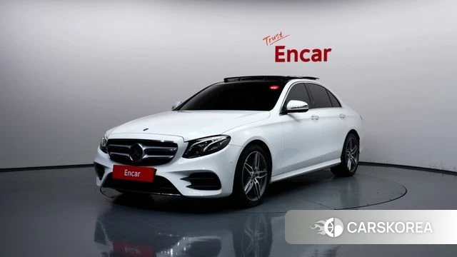 Mercedes-Benz E-Class W213 2019 Белый из Кореи