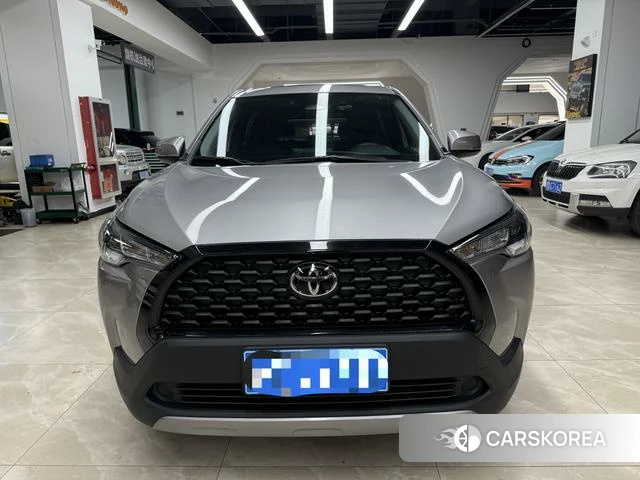 Toyota Corolla 2024 Серебристо-серый из Китая
