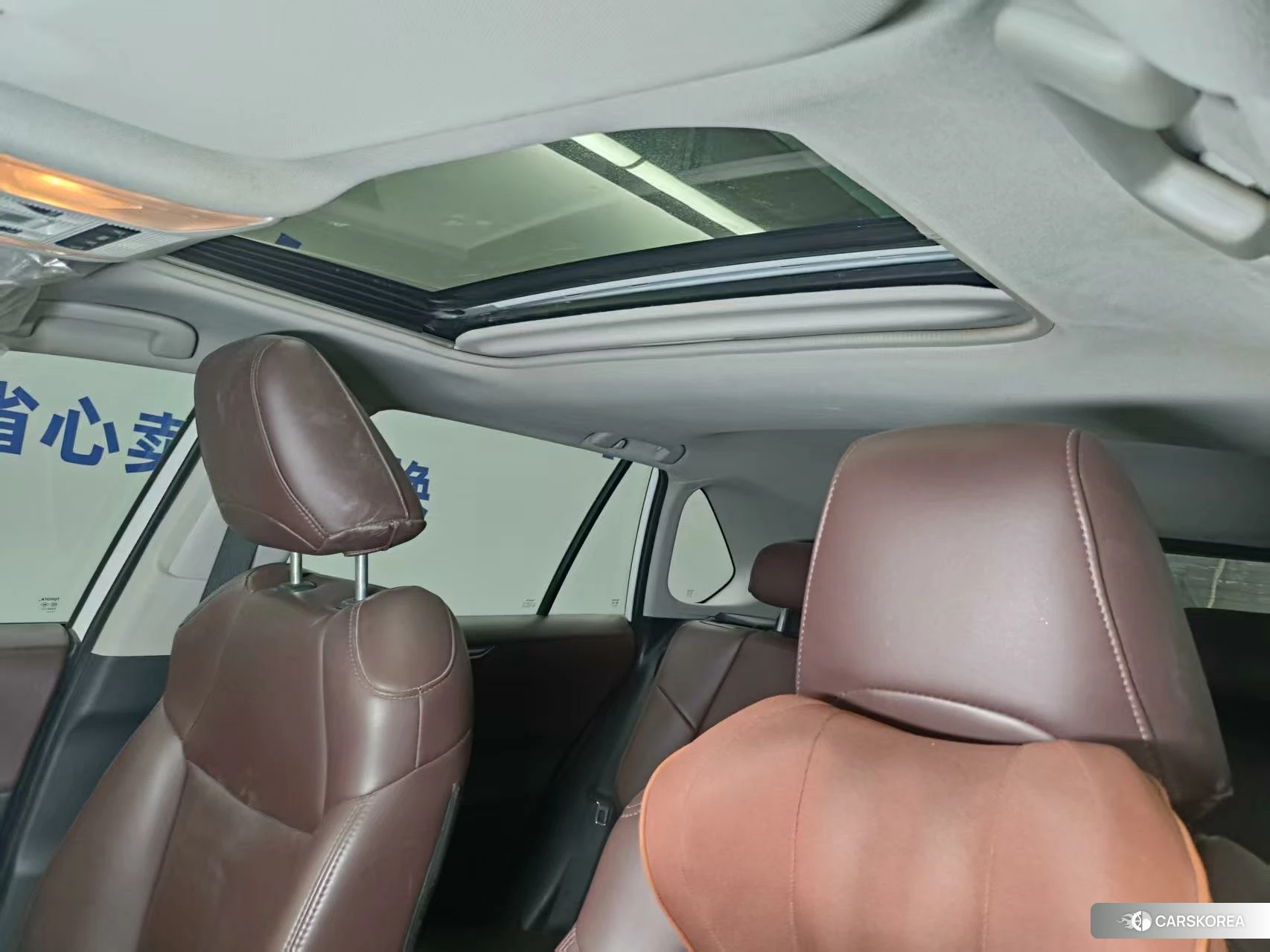 Toyota RAV4 2021 Белый из Китая
