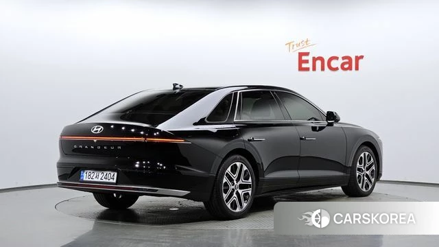 Hyundai Grandeur (GN7) 2023 Черный из Кореи